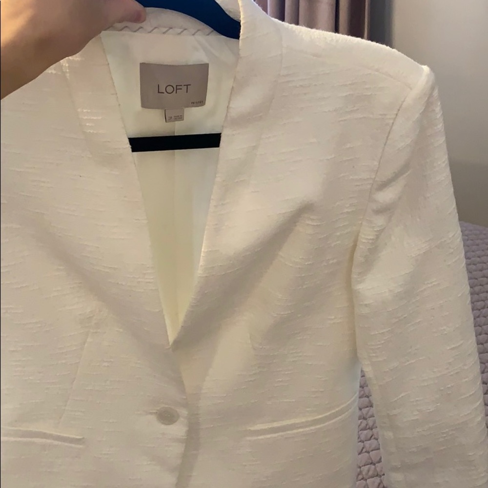Cream fitted jacket - Picture 2 of 3
